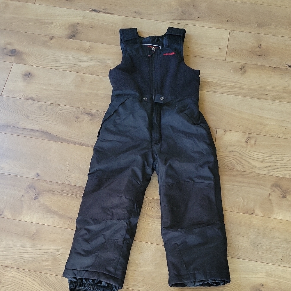 Snozu Black Snow Suit